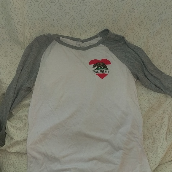 California baseball style shirt - Picture 1 of 1